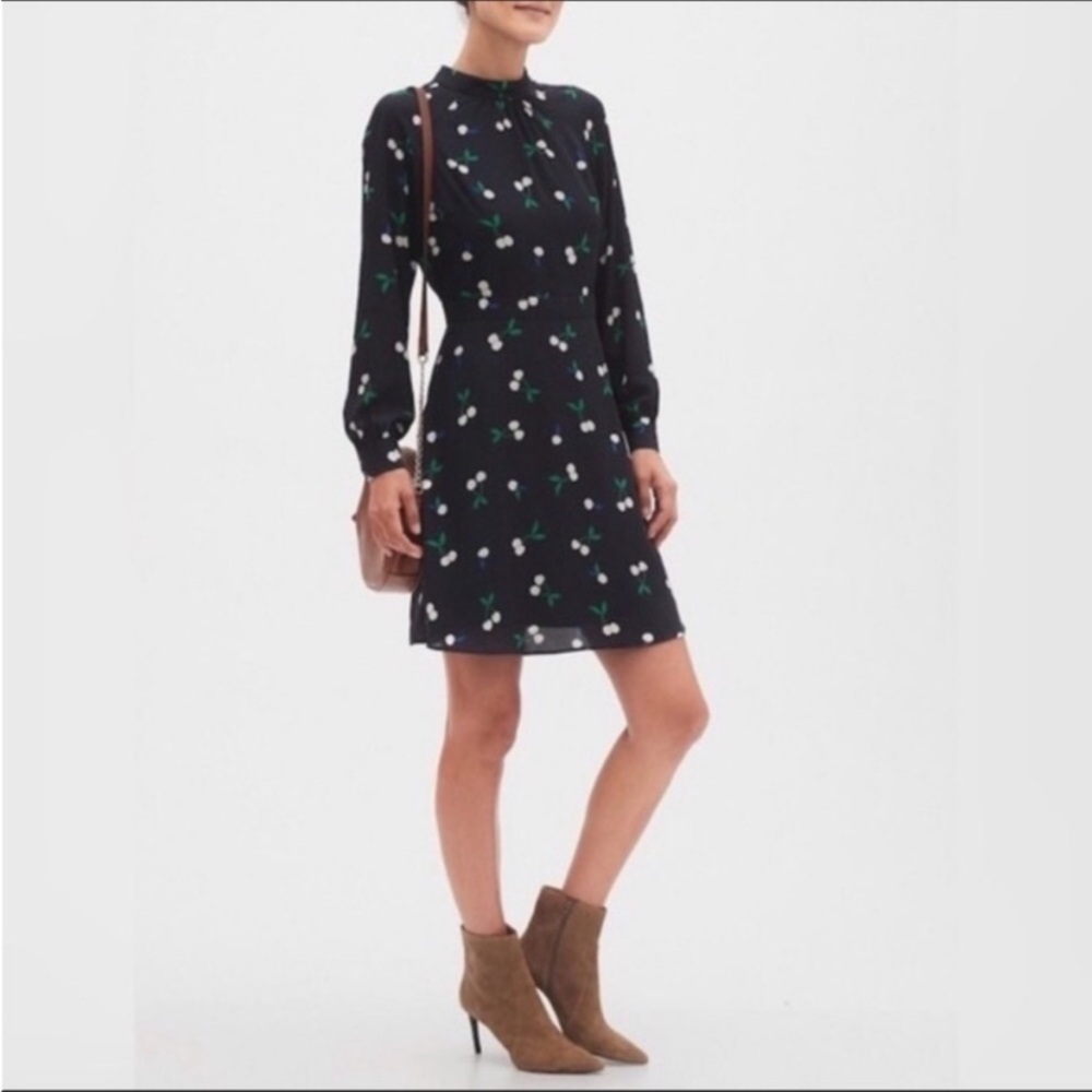 Banana Republic Factory Black Floral Dress